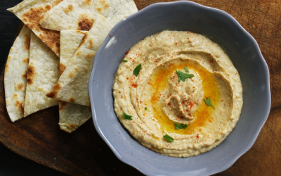 Garlic White Bean Basil Hummus with Pita Chips